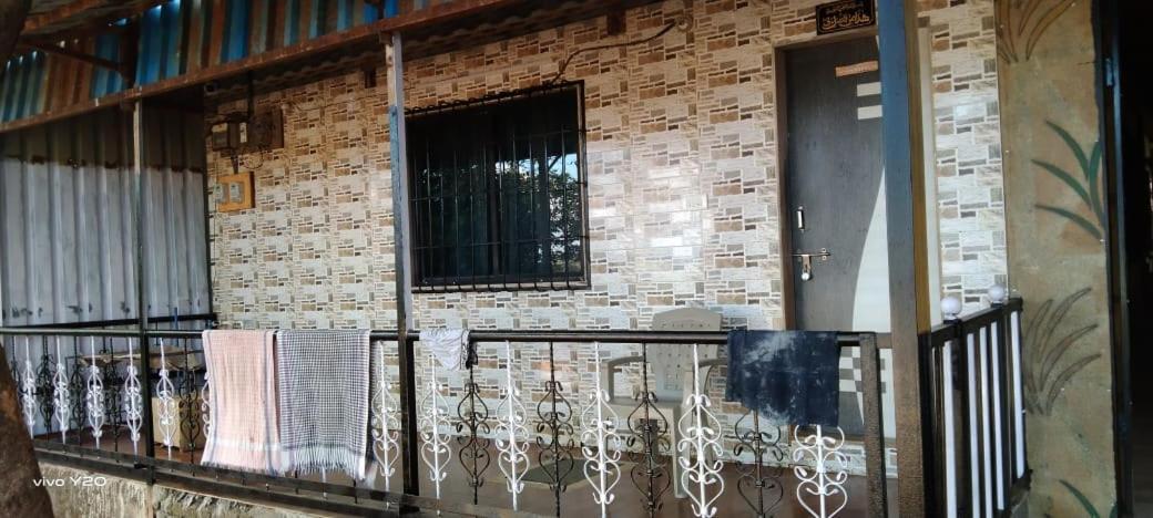Mahābaleshwar Hilltop Cottage מראה חיצוני תמונה