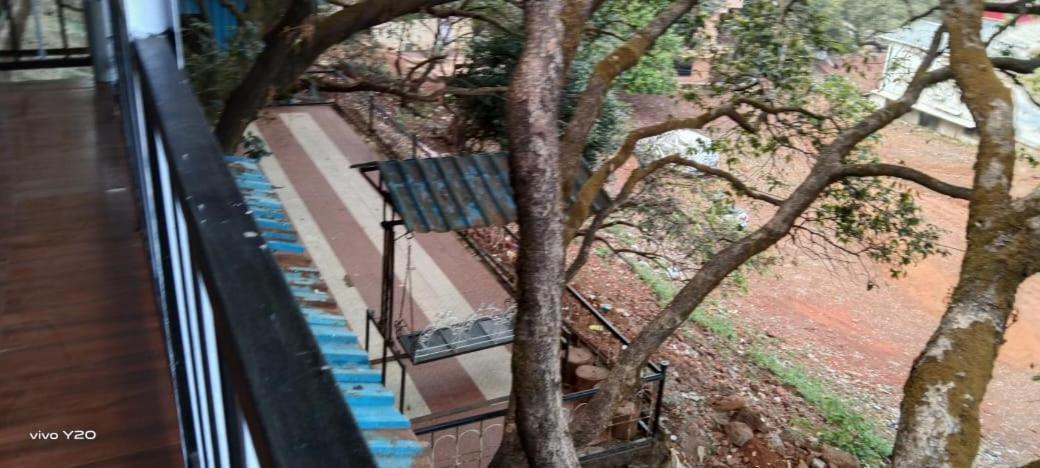 Mahābaleshwar Hilltop Cottage מראה חיצוני תמונה